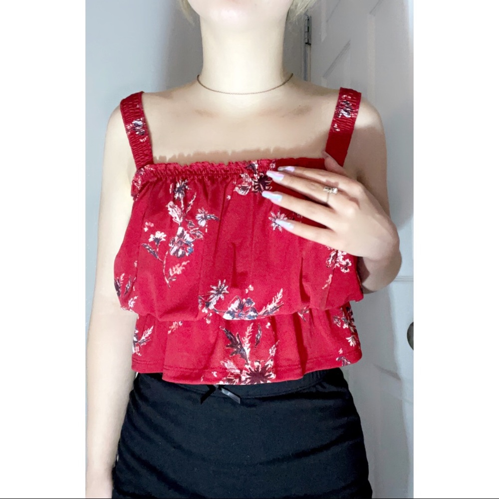 Arizona Jean co. Red and blue floral tank. NWOT! Size small